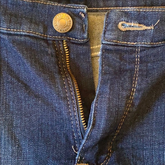 Lee Relaxed fit Straight Leg Jeans - Picture 4 of 10